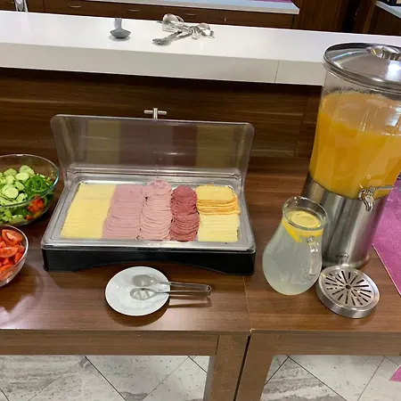 Klar Hotel Liptowski Mikułasz