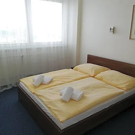 Szálloda Klar Lipótszentmiklós