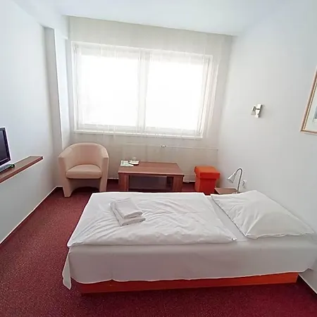 Klar Otel